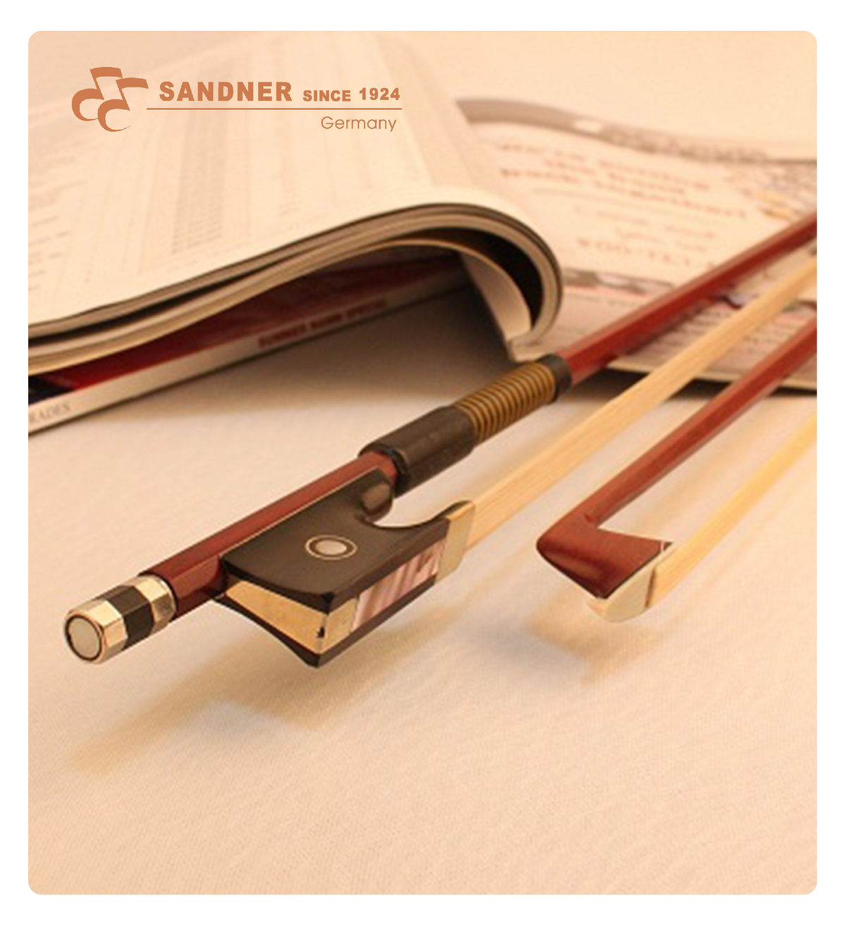 SANDNER 4/4 VIOLIN BOW by Sandner