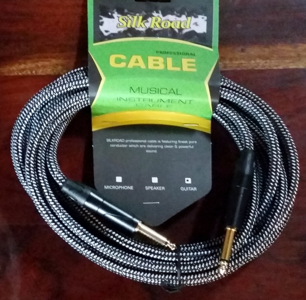 Silkroad Guitar Cable – Fabric – 5M – Black&White